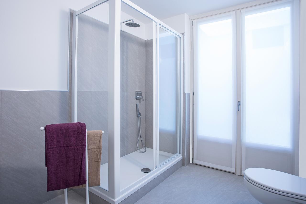 Ossuccio Grande C Home With Pool Sleeps 12 By Italian Apartments Como Luaran gambar